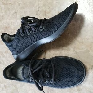 Allbirds Knit Black Tree Runners Women's Size 6